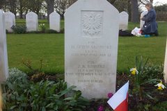 10933744_1651263421767847_6958341421146886115_n